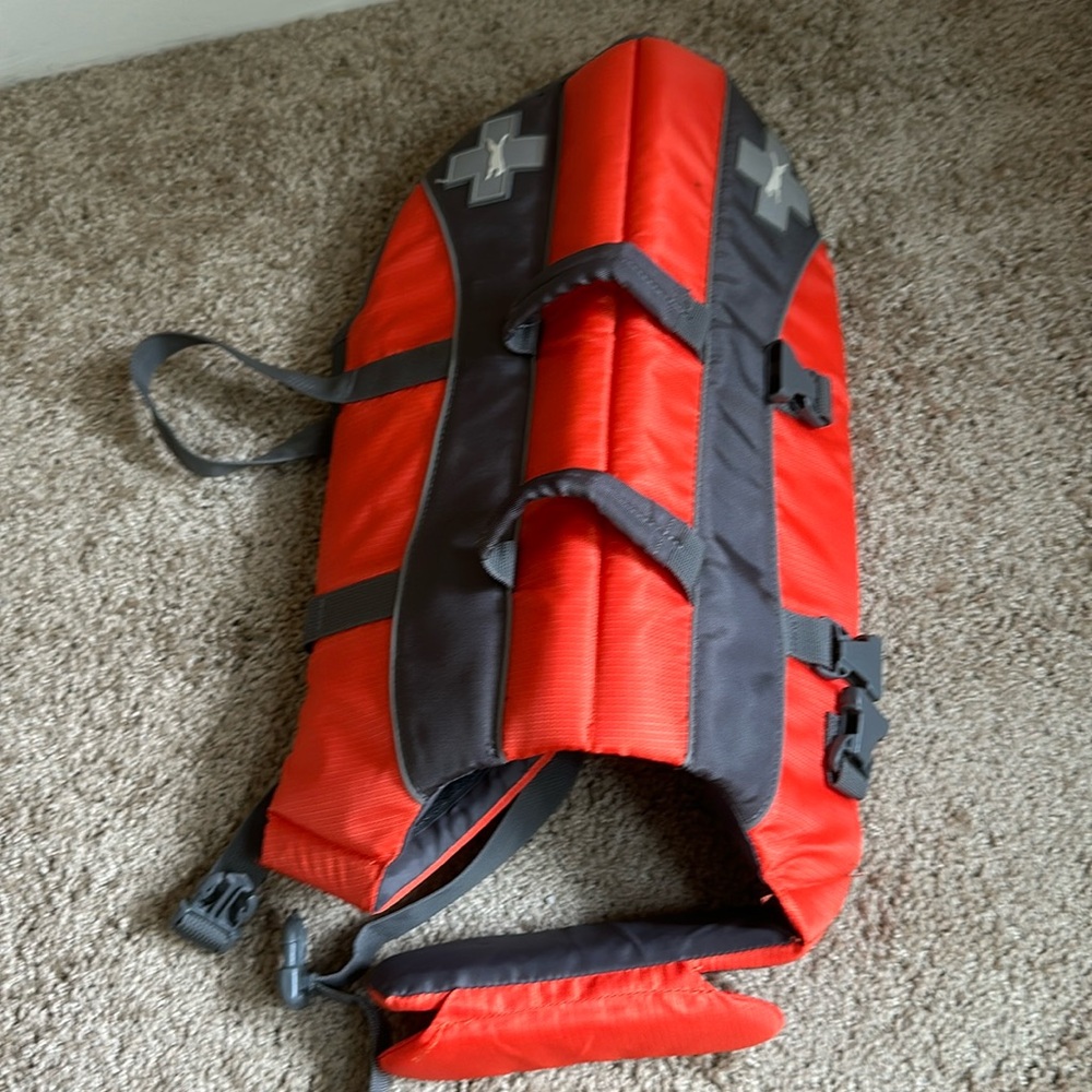 Dog life jacket -large